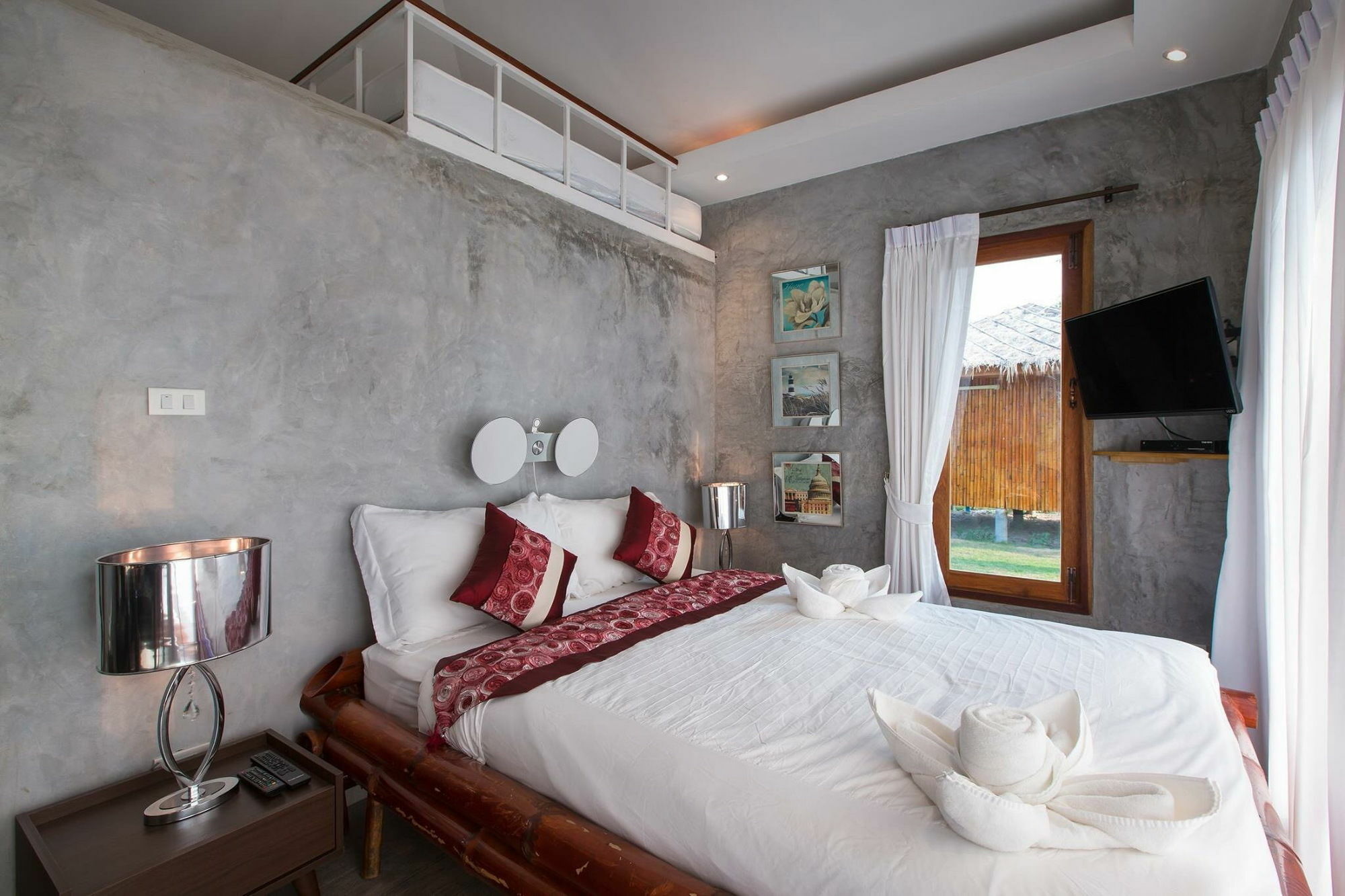 Electric Mango Luxury Resort